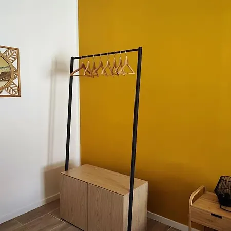 Cocon Entre Cite Et Bastide*clim *wifi * Smart Tv 아파트 *